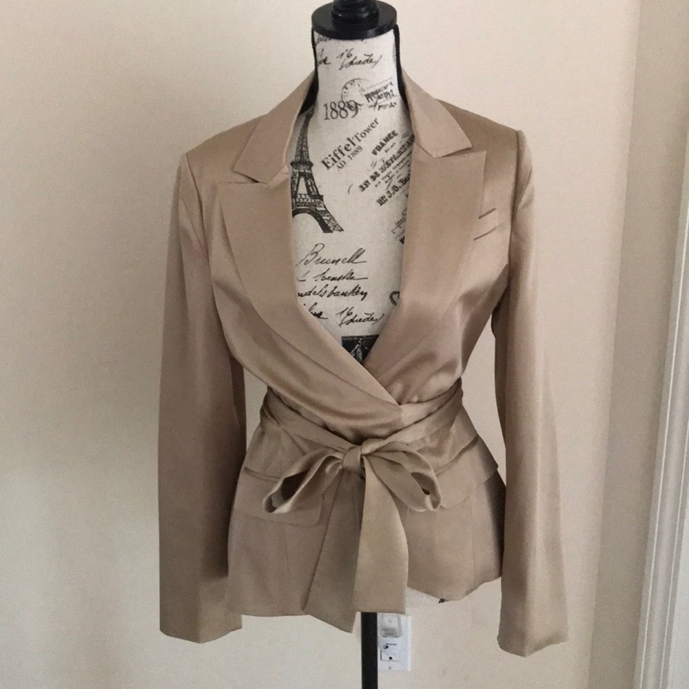 BCBG MAXAZRIA WRAP JACKET